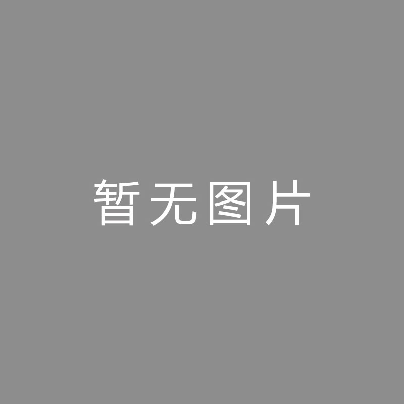 🏆流媒体 (Streaming)詹俊：两个字形容曼联是混乱，阿莫林还要坚持踢三中卫体系吗？